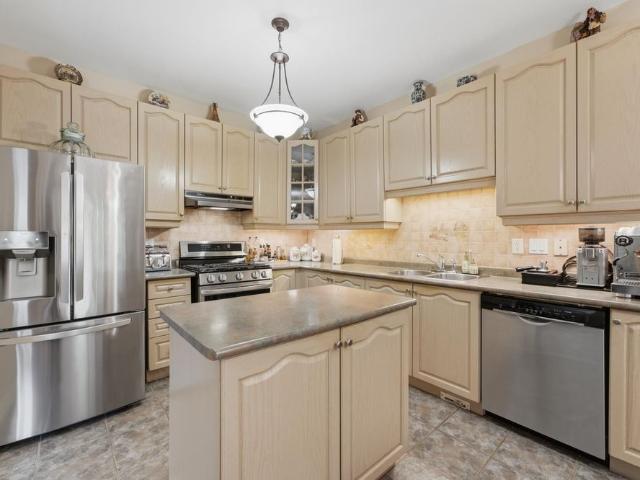 For Lease 26 Magpie Crescent, Vaughan, Ontario