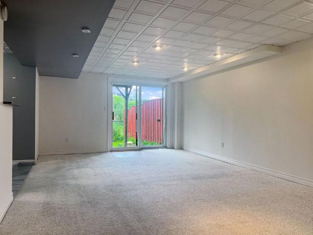 For Lease 26 Millcliff Circle Unit# Bsmt, Aurora, Ontario