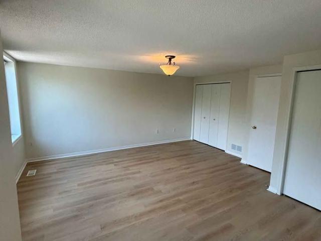 For Lease 26 Roehampton Crescent, Guelph, Ontario