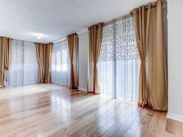 For Lease 26 Yarden Drive, Vaughan, Ontario
