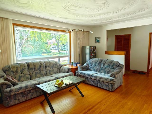 For Lease 275 Parkview Avenue, Toronto, Ontario