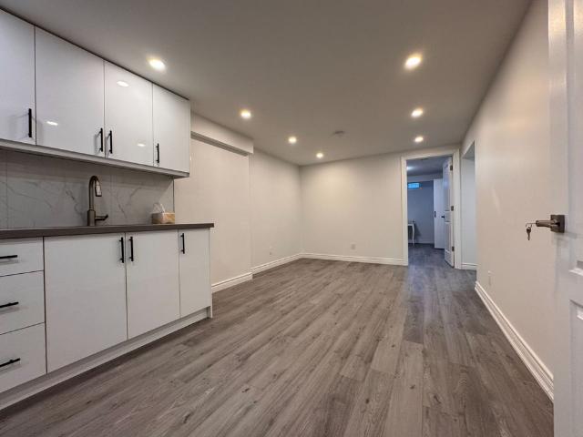 For Lease 2793 Lindholm Crescent Unit# Basement, Mississauga, Ontario