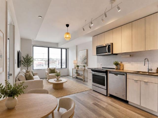 For Lease 2799 Kingston Road Unit# 210, Toronto, Ontario