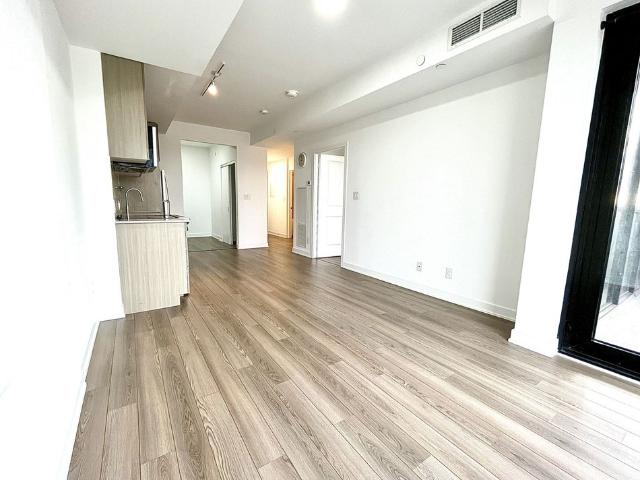 For Lease 2799 Kingston Road Unit# 513, Toronto, Ontario