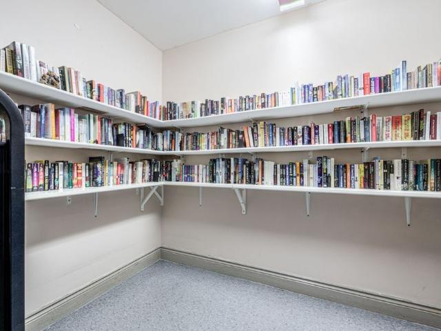 For Lease 270 Davis Drive Unit# 308, Newmarket, Ontario