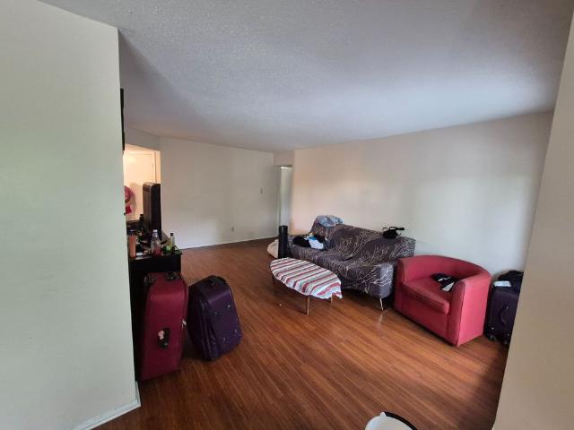 For Lease 270 Lorry Greenberg Drive Unit# 218, Hunt Club South Keys and Area, Ontario