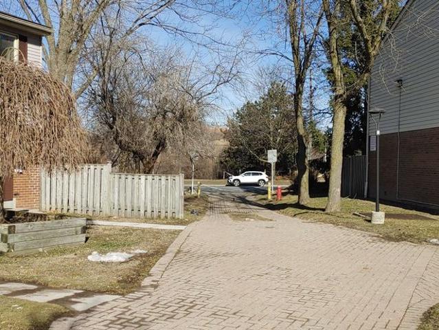 For Lease 270 Timberbank Main & 2nd Boulevard Unit# 132, Toronto, Ontario