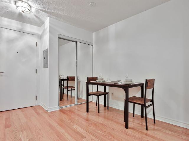 For Lease 270 Wellington St Street Unit# 222 Frnshed, Toronto, Ontario