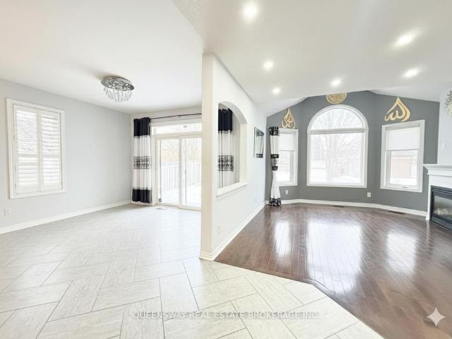 For Lease 271 Ryerson Crescent, Oshawa, Ontario