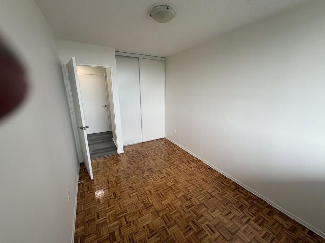For Lease 2720 Windwood Drive Unit# 606, Mississauga, Ontario