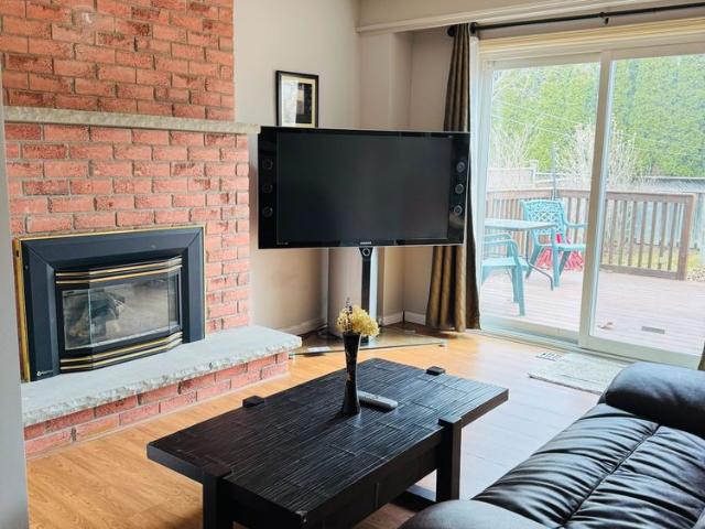 For Lease 27 Gladiola Court, Whitby, Ontario