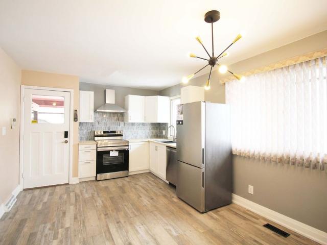 For Lease 27 Glenbarr Road, St. Catharines, Ontario