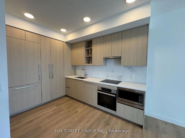 For Lease 27 MCMAHON Drive Unit# 1512, Toronto, Ontario