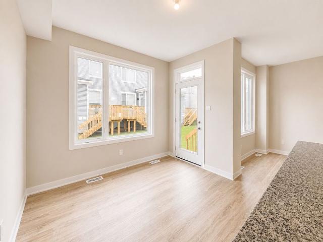 For Lease 27 Pumice Place, Barrhaven, Ontario