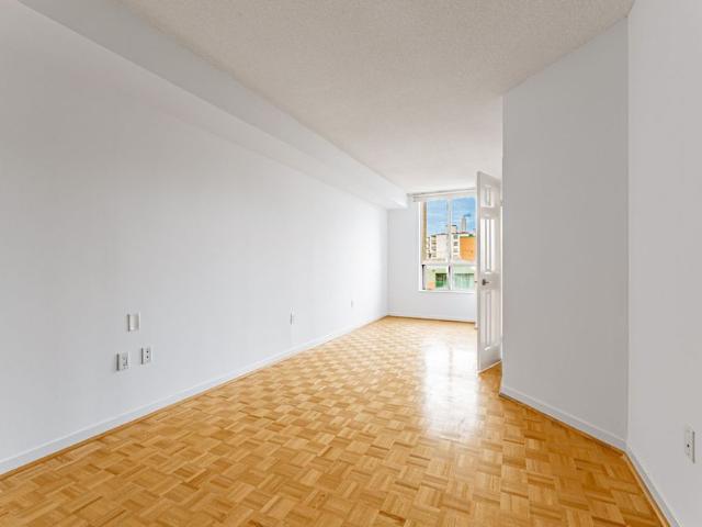 For Lease 284 Bloor Street Unit# 903, Toronto, Ontario