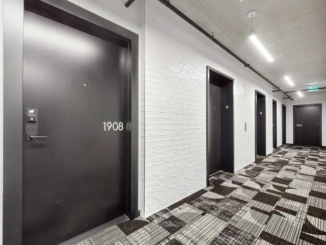 For Lease 284 King Street Unit# 1908, Toronto, Ontario