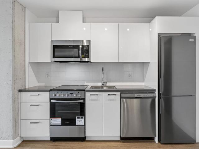 For Lease 284 King Street Unit# 2503, Toronto, Ontario
