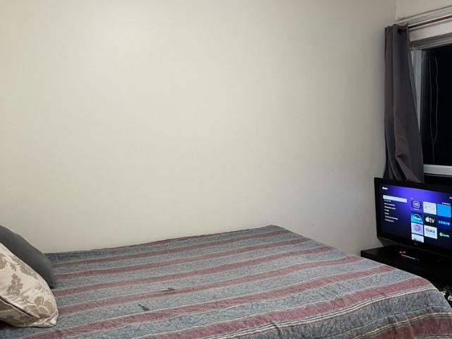 For Lease 285 Oakwood Avenue Unit# 2, Toronto, Ontario