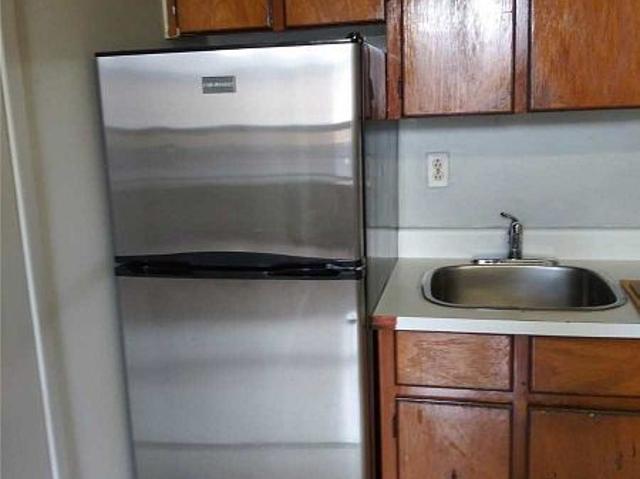 For Lease 2863 Dundas Street Unit# 2, Toronto, Ontario