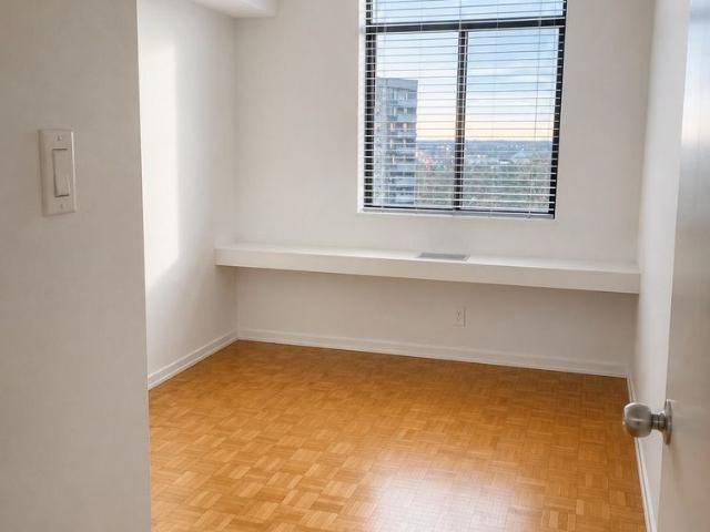 For Lease 2871 Richmond Road Unit# 1406, Britannia Heights Queensway Terrace N and Area, Ontario