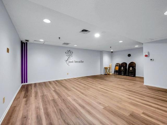 For Lease 2871 Richmond Road Unit# 1708, Britannia Heights Queensway Terrace N and Area, Ontario