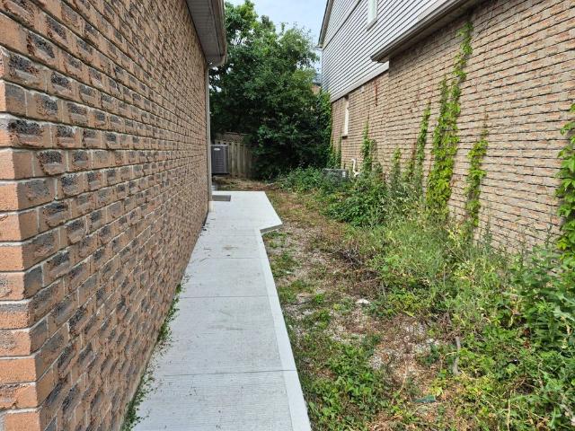 For Lease 2878 Rainwater Drive Unit# Legal Basement, Mississauga, Ontario