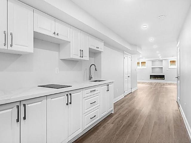 For Lease 288 Sixteen Mile Drive, Oakville, Ontario