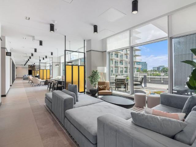 For Lease 280 Montgomery Street Unit# 1903, Vanier and Kingsview Park, Ontario