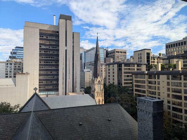 For Lease 280 Dundas Street Unit# 814, Toronto, Ontario