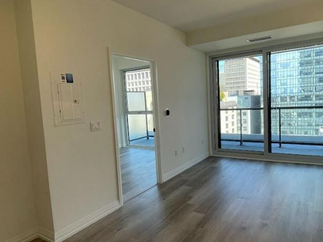 For Lease 280 Dundas Street Unit# 1404, Toronto, Ontario