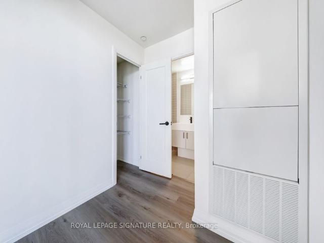 For Lease 280 Dundas Street Unit# 1501, Toronto, Ontario