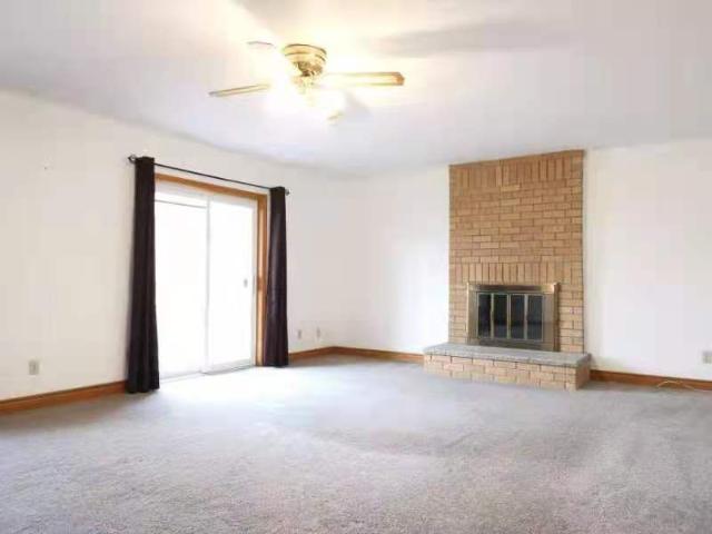 For Lease 280 Terrace Drive Unit# E.Main, Georgina, Ontario