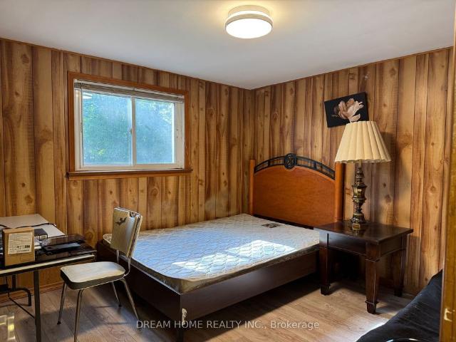 For Lease 28 Conlins Road Unit# Room, Toronto, Ontario