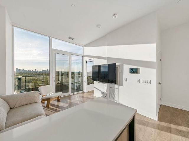 For Lease 28 Ann Street Unit# PH08, Mississauga, Ontario