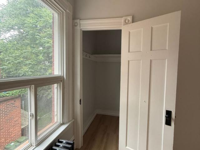 For Lease 28 Eastbourne Avenue Unit# 2nd Level, Hamilton, Ontario