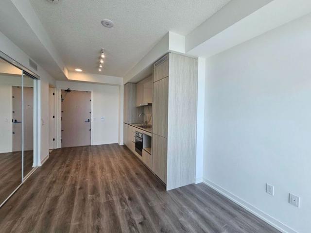 For Lease 28 Interchange Way N/A Unit# 3102, Vaughan, Ontario