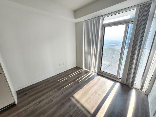 For Lease 28 Interchange Way Unit# 2716, Vaughan, Ontario