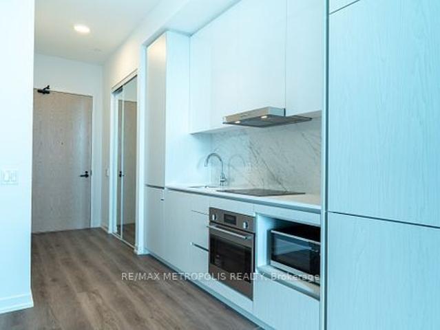 For Lease 28 Interchange Way Unit# 621, Vaughan, Ontario