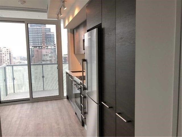 For Lease 28 Wellesley Street Unit# 2810, Toronto, Ontario