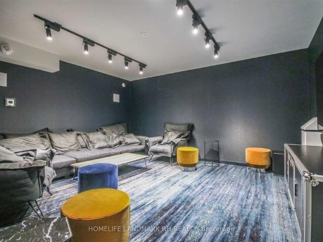 For Lease 28 Wellesley Street Unit# 2204, Toronto, Ontario