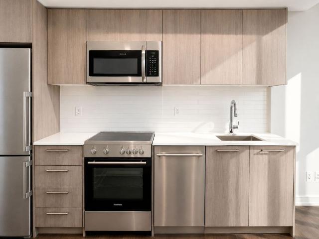 For Lease 28 Wellesley Street Unit# 606, Toronto, Ontario