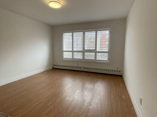 For Lease 2940 Dundas Street Unit# 5, Toronto, Ontario