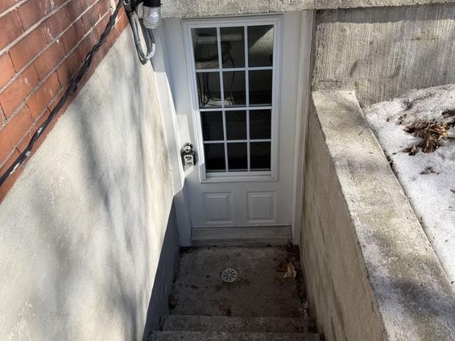 For Lease 295 Arthur Street Unit# Apt 4, Oshawa, Ontario