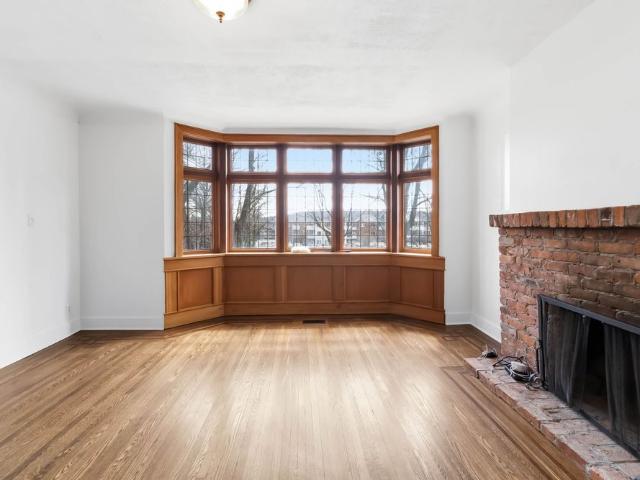 For Lease 295 Plains Road Unit# Main Level, Burlington, Ontario