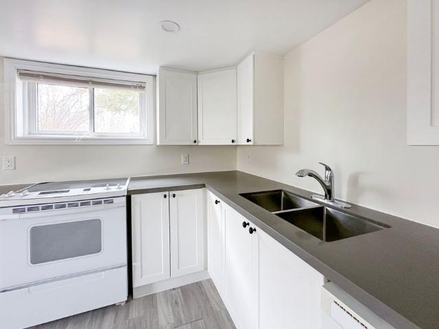 For Lease 297 Admiral Street, Oshawa, Ontario