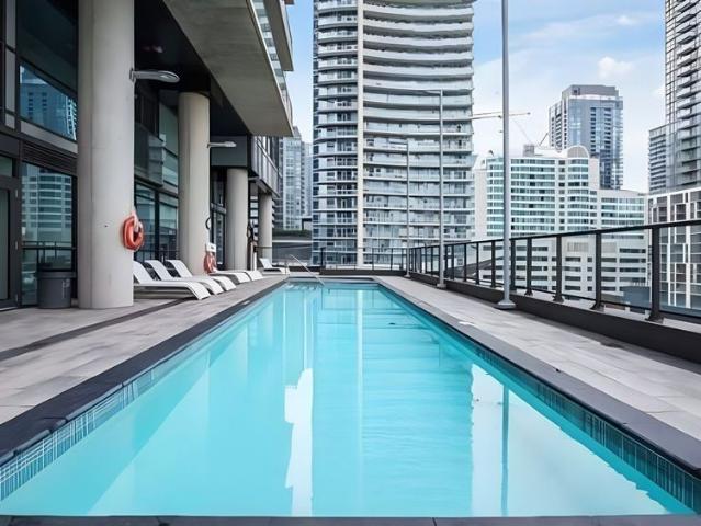 For Lease 290 Adelaide Street Unit# 1804, Toronto, Ontario