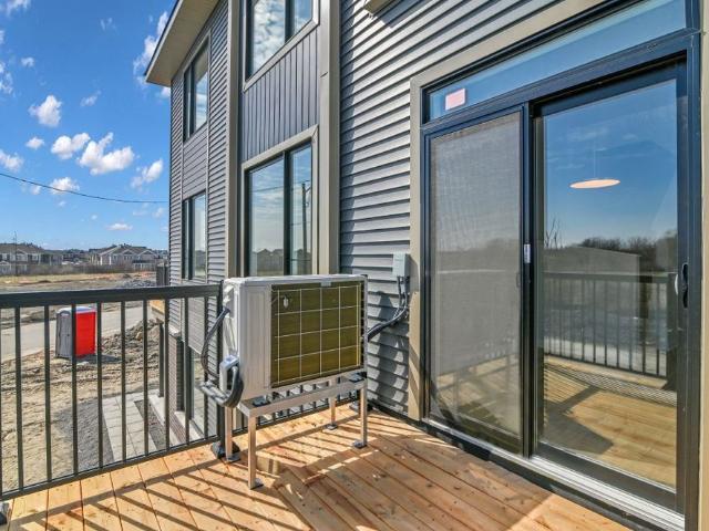 For Lease 290 Bankside Way, Barrhaven, Ontario