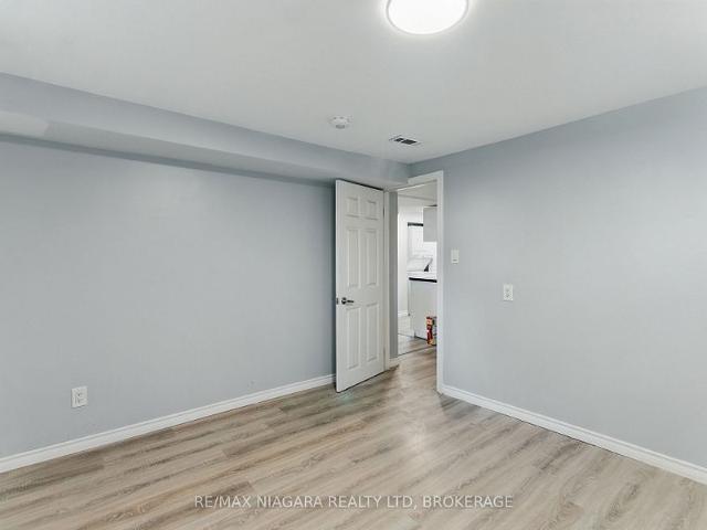For Lease 290 Scholfield Avenue Unit# Lower, Welland, Ontario