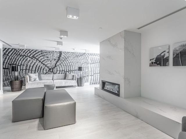 For Lease 2916 Highway 7 Road Unit# 305, Vaughan, Ontario