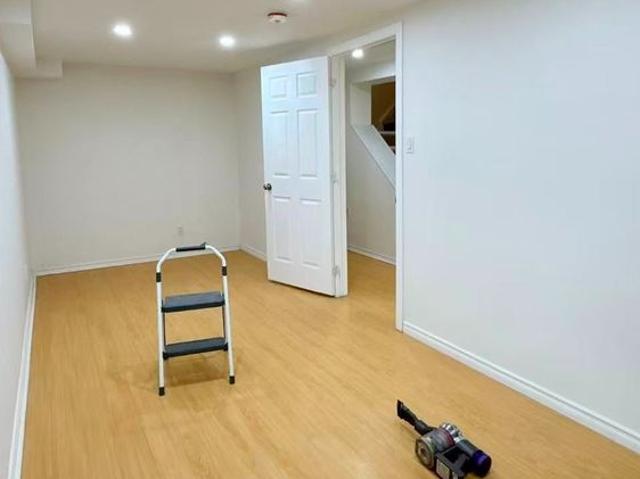 For Lease 291 Newton Drive, Toronto, Ontario
